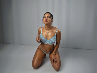 ScarlettJonsonn - Du kannst süchtig nach meinem Körper werden!!!